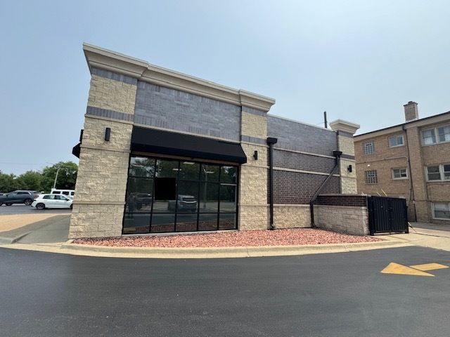 7929 W Cermak Road I, North Riverside, IL 60546