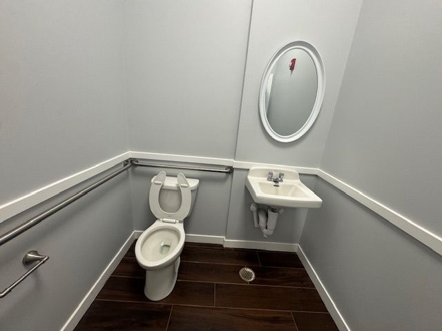 7929 W Cermak Road I, North Riverside, IL 60546