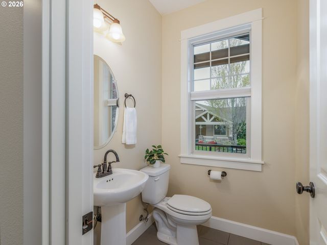 1148 Nw 98TH Ave, Portland, OR 97229