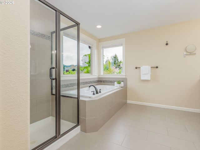 1148 Nw 98TH Ave, Portland, OR 97229