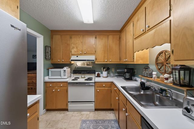 4148 Willow Haven Court, Raleigh, NC 27616