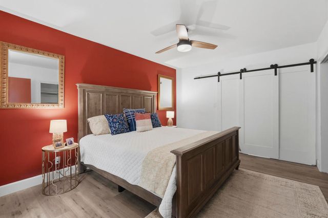 1815 E Tachevah Drive, Palm Springs, CA 92262