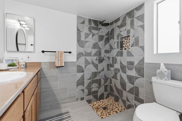 1815 E Tachevah Drive, Palm Springs, CA 92262