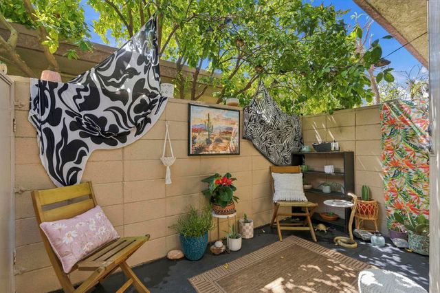 1815 E Tachevah Drive, Palm Springs, CA 92262
