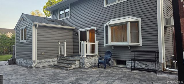 522 Moriches Road, Saint James, NY 11780
