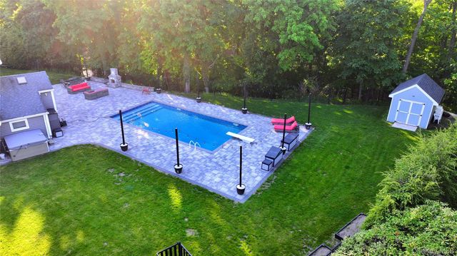 522 Moriches Road, Saint James, NY 11780