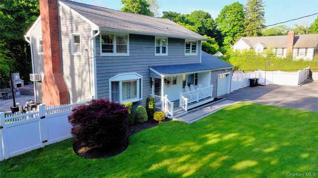 522 Moriches Road, Saint James, NY 11780