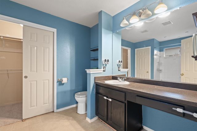 2040 Buckley LN, Round Rock, TX 78664
