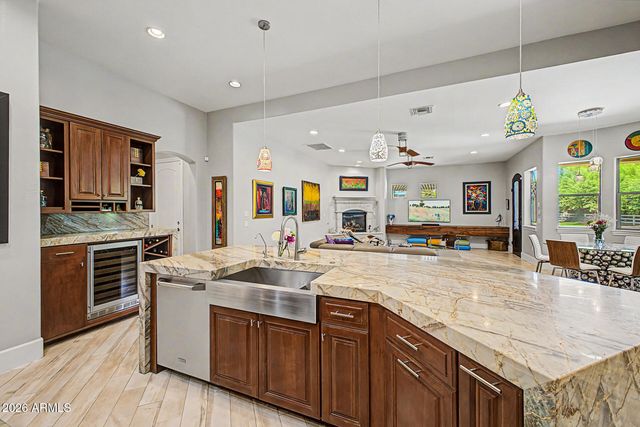 2460 E VAUGHN Avenue, Gilbert, AZ 85234