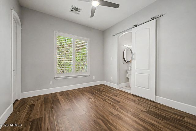 2460 E VAUGHN Avenue, Gilbert, AZ 85234