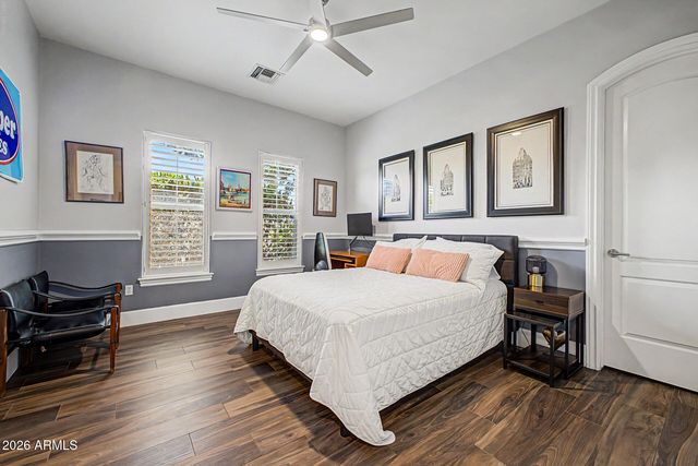 2460 E VAUGHN Avenue, Gilbert, AZ 85234