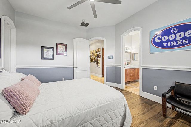 2460 E VAUGHN Avenue, Gilbert, AZ 85234