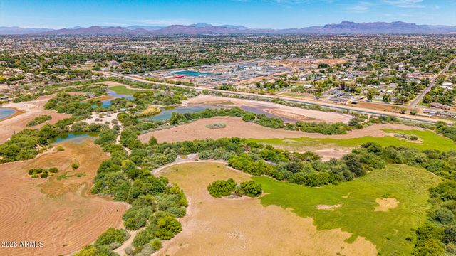2460 E VAUGHN Avenue, Gilbert, AZ 85234