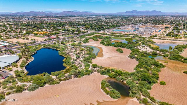 2460 E VAUGHN Avenue, Gilbert, AZ 85234