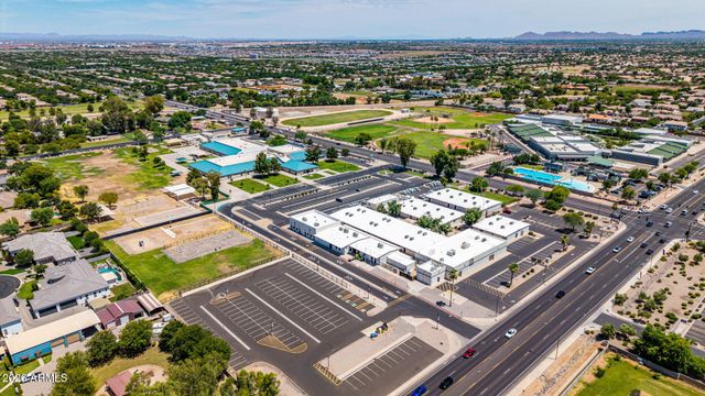 2460 E VAUGHN Avenue, Gilbert, AZ 85234