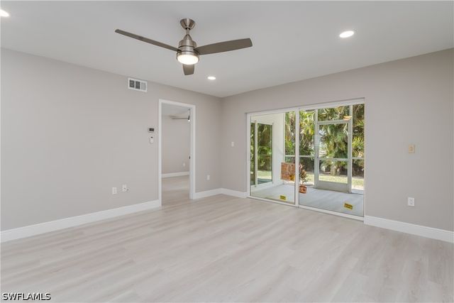 5419 Rattlesnake Hammock RD 107F, Naples, FL 34113