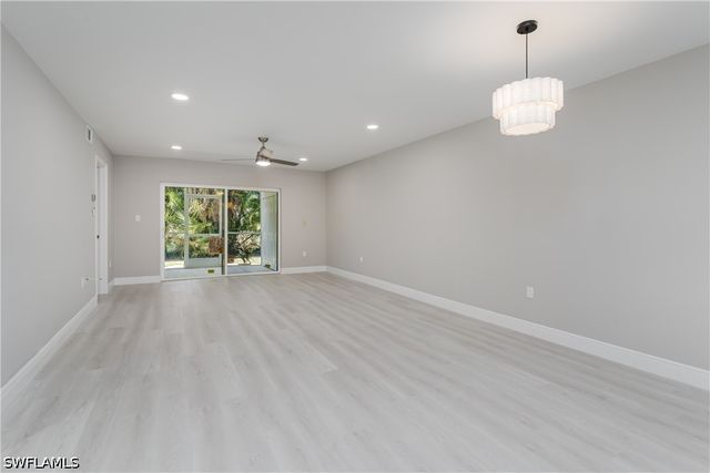 5419 Rattlesnake Hammock RD 107F, Naples, FL 34113