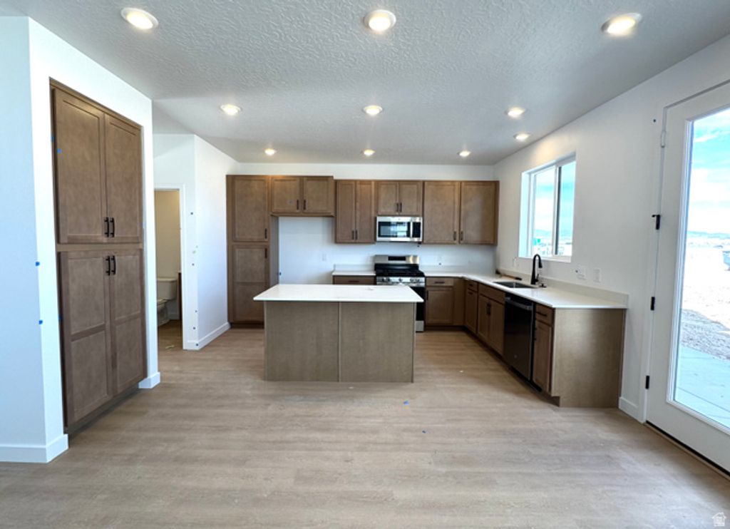 Image 2 of property listing at 3054 SUMMERWOOD DR #807, Eagle Mountain, UT 84005