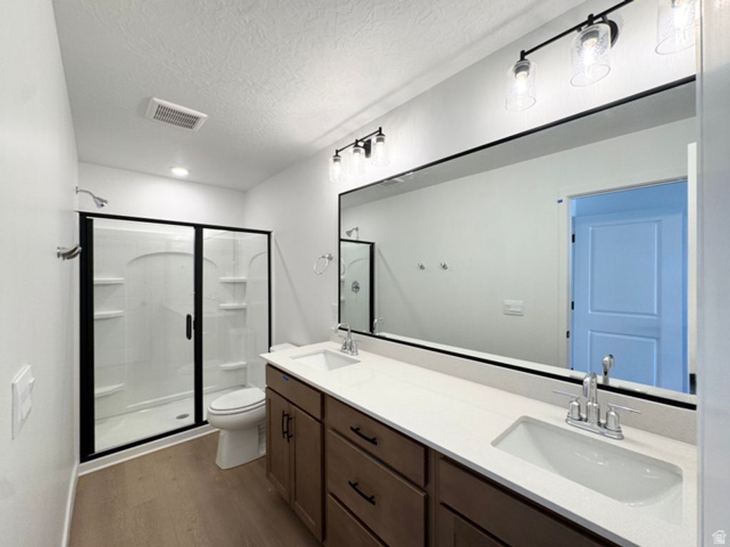 Image 5 of property listing at 3054 SUMMERWOOD DR #807, Eagle Mountain, UT 84005