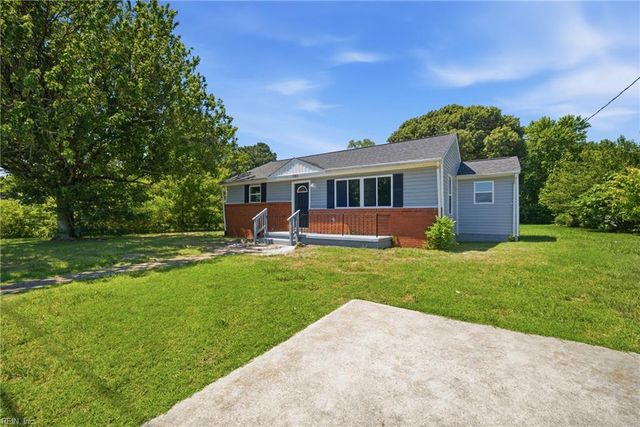 701 Gust LN, Portsmouth, VA 23701