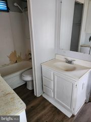 511 NORTH WESTERN AVE, Martinsburg, WV 25404