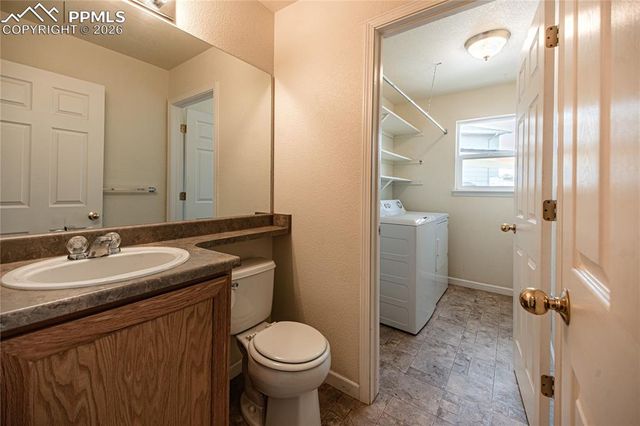 7119 Lone Eagle Lane, Colorado Springs, CO 80925