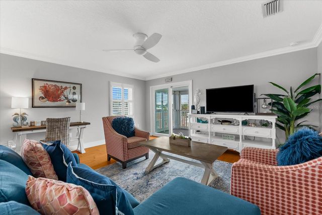 2300 AVENUE B, Bradenton Beach, FL 34217