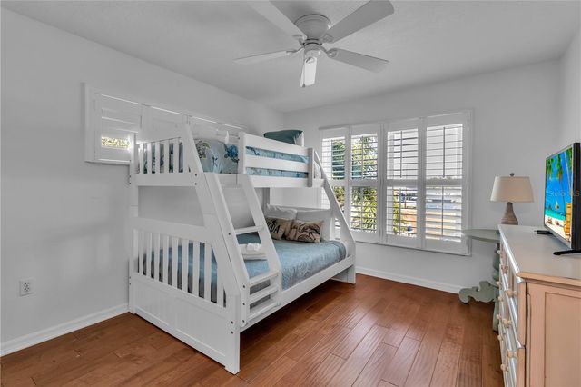 2300 AVENUE B, Bradenton Beach, FL 34217