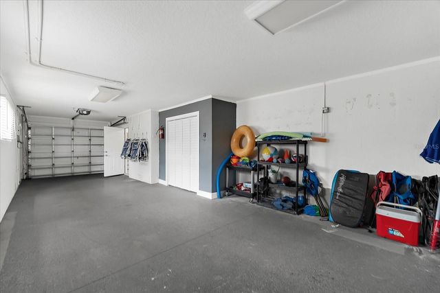 2300 AVENUE B, Bradenton Beach, FL 34217