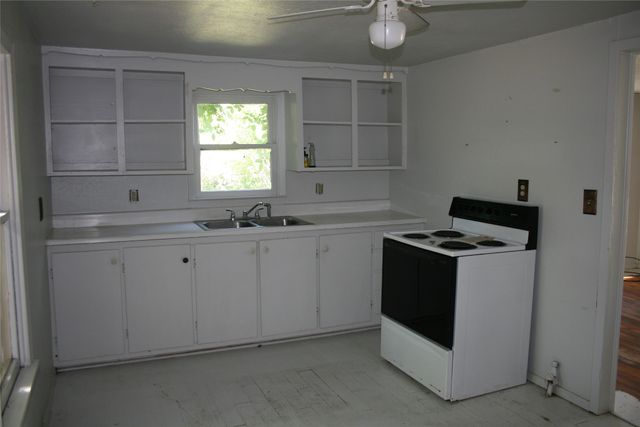 908 Franklin Street, Weatherford, TX 76086
