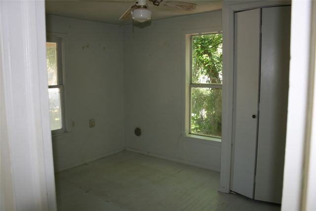 908 Franklin Street, Weatherford, TX 76086