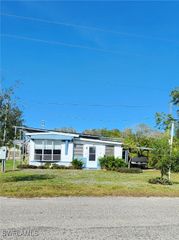 1792 Riverside DR, Moore Haven, FL 33471