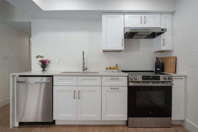 2660 FAIRWAY AVENUE S, St Petersburg, FL 33712