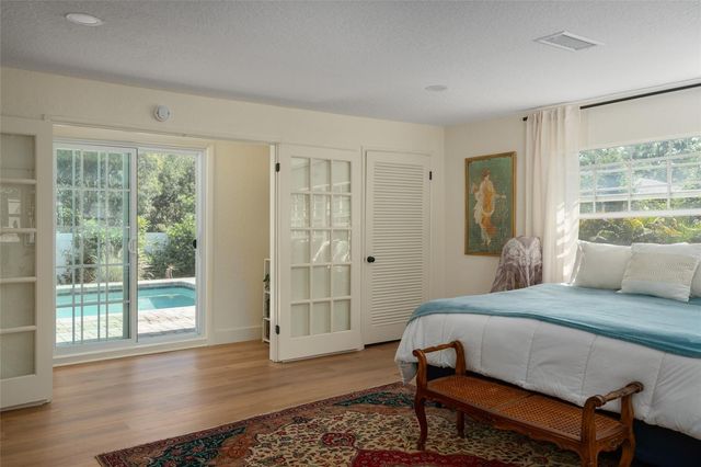 2660 FAIRWAY AVENUE S, St Petersburg, FL 33712