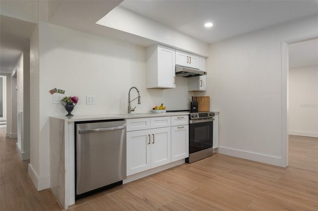 2660 FAIRWAY AVENUE S, St Petersburg, FL 33712