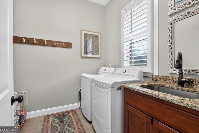 11 Lodgepole Pine Court, Newnan, GA 30265