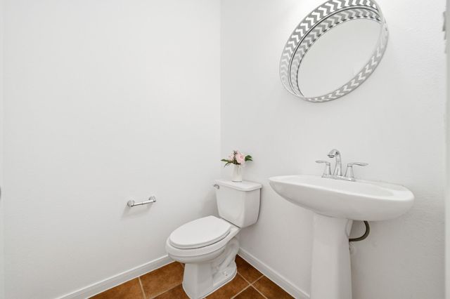 18431 W Laura Shore Drive, Cypress, TX 77433