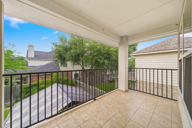 18431 W Laura Shore Drive, Cypress, TX 77433