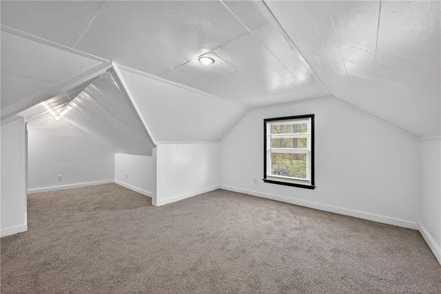 6315 E Red Bridge Road, Kansas City, MO 64134