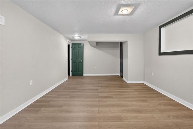 6315 E Red Bridge Road, Kansas City, MO 64134