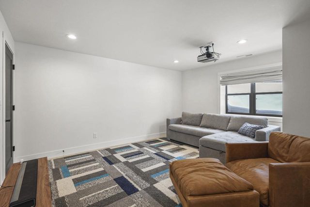 N8620 N Log Cabin Court, New Lisbon, WI 53950