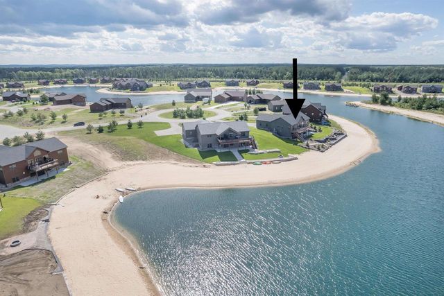 N8620 N Log Cabin Court, New Lisbon, WI 53950