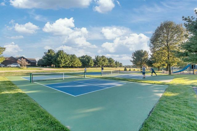 N8620 N Log Cabin Court, New Lisbon, WI 53950