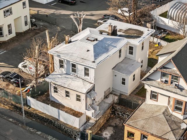 11 Lafayette Place 1, Yonkers, NY 10701