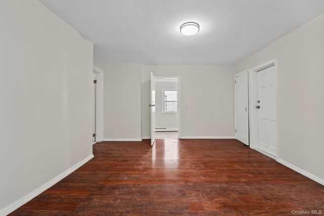 11 Lafayette Place 1, Yonkers, NY 10701