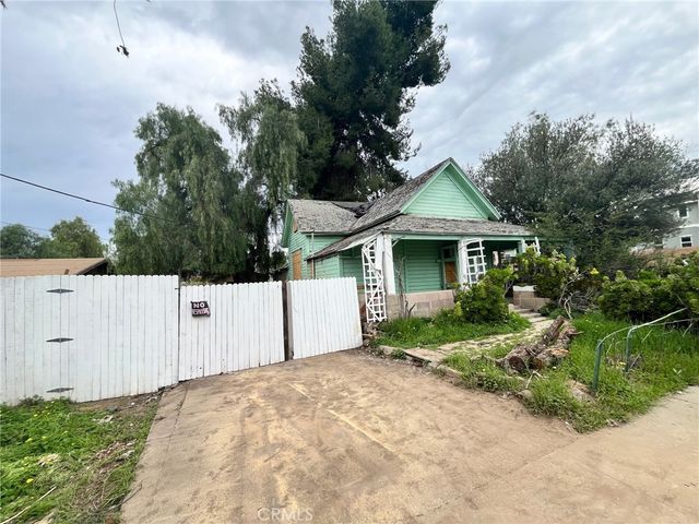 800 W Graham, Lake Elsinore, CA 92530