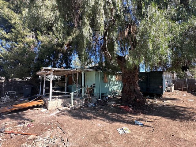 800 W Graham, Lake Elsinore, CA 92530