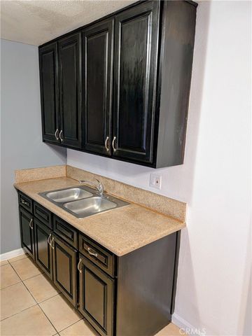 1708 Pine Avenue 1, Long Beach, CA 90813