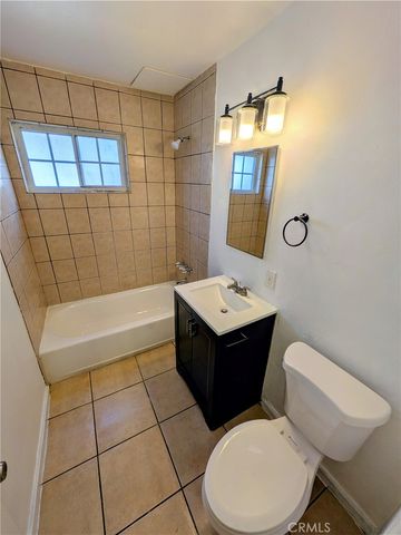 1708 Pine Avenue 1, Long Beach, CA 90813