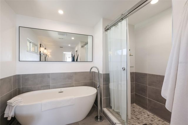 3908 BAYSIDE DRIVE, Bradenton, FL 34210